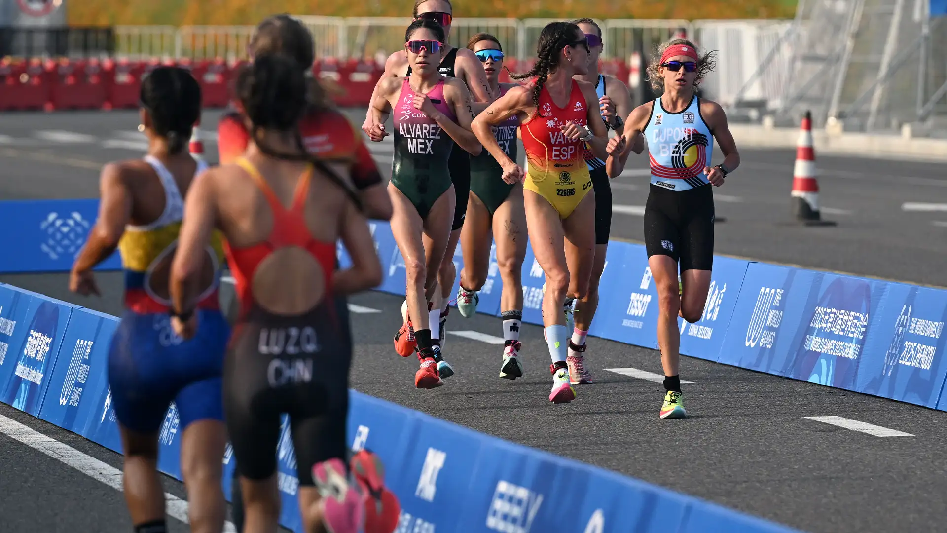 twg2029_triathlon_head.webp